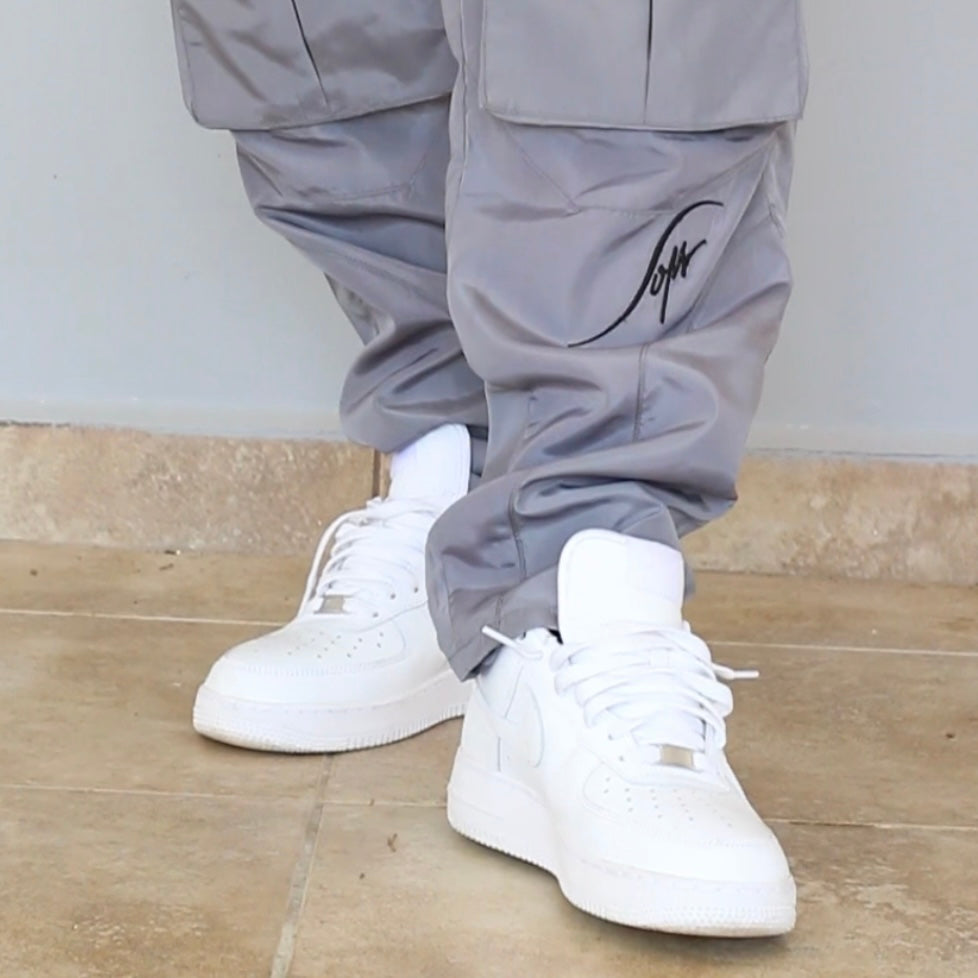 Grey Croma Smoked