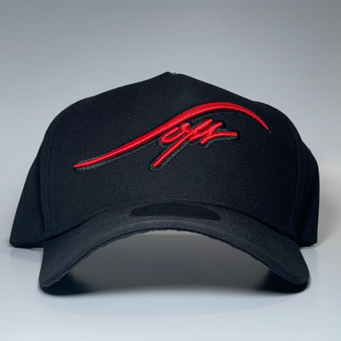 Red Diamond set ( free Hat)