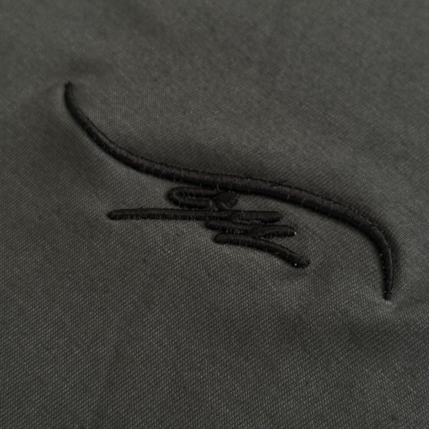 Graphite Blck