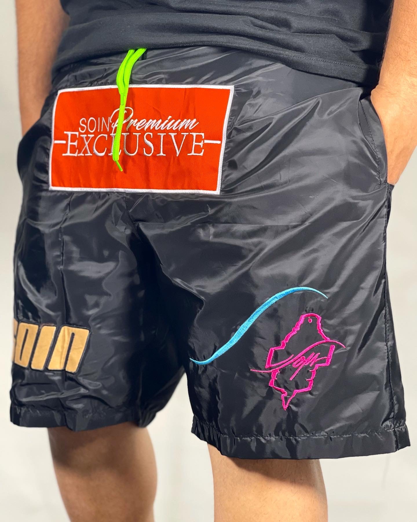 Black Premium Exclusive