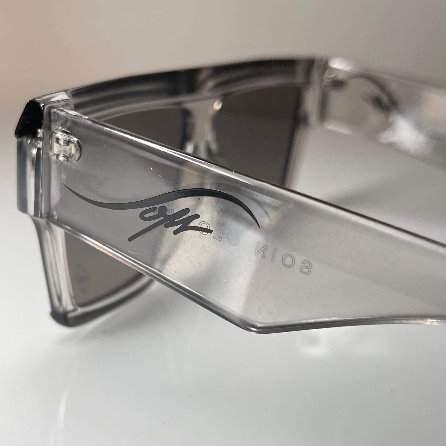 Clear Premium Black