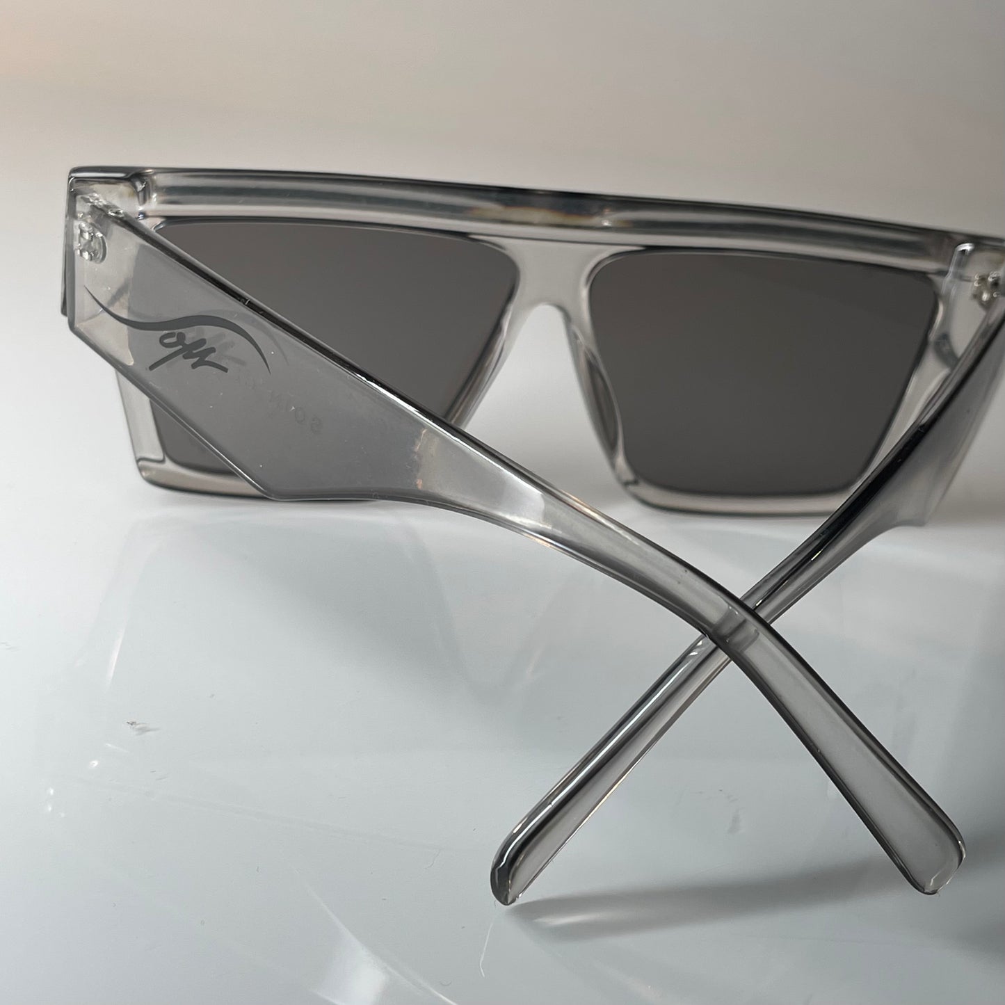 Clear Premium Black