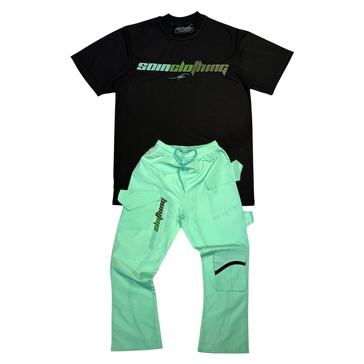 Green Esmeral set ( free tshirts)